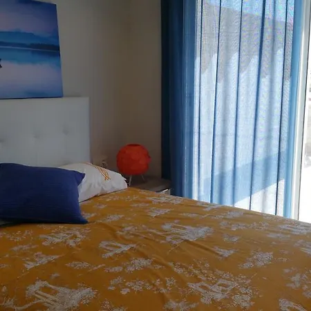 Castrelos 公寓 比戈