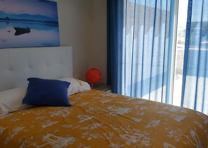 Castrelos Apartmán Vigo