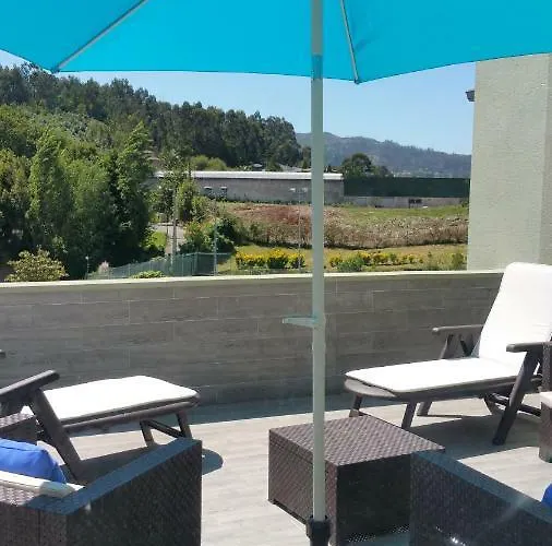 Castrelos Apartament